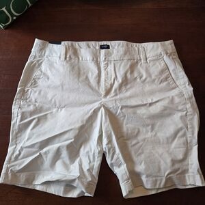 J. Crew Cream Flat Front Shorts size 16 NWT
